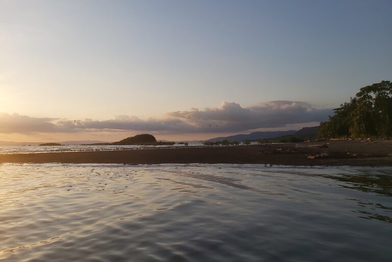 atardecer boca rio coto - copia